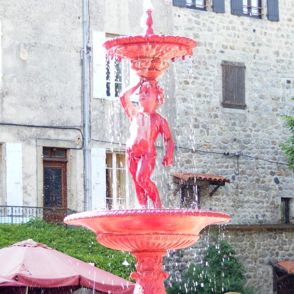 Antraigues red fountain