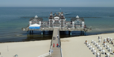 Sellin pier and beach