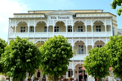 Sellin villa hotel