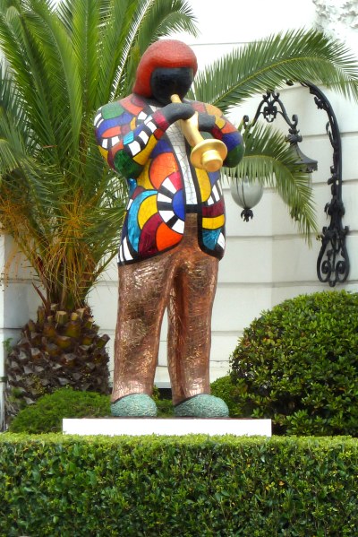 Nice -Niki de Saint Phalle statue
