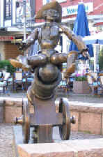 Bodenwerder - Baron Munchhausen fairytale statue