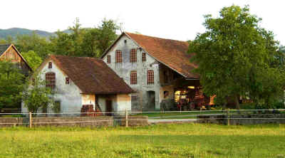 Old farm in Varpolje village