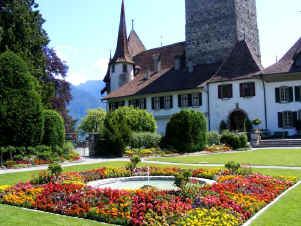 Spiez castle gardens